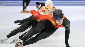 伟大！31+10+9，詹姆斯打出满分表现，为了孩子出场放弃三双数据